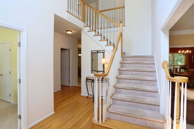 103 Rodwell Ct, Cary, NC 27518