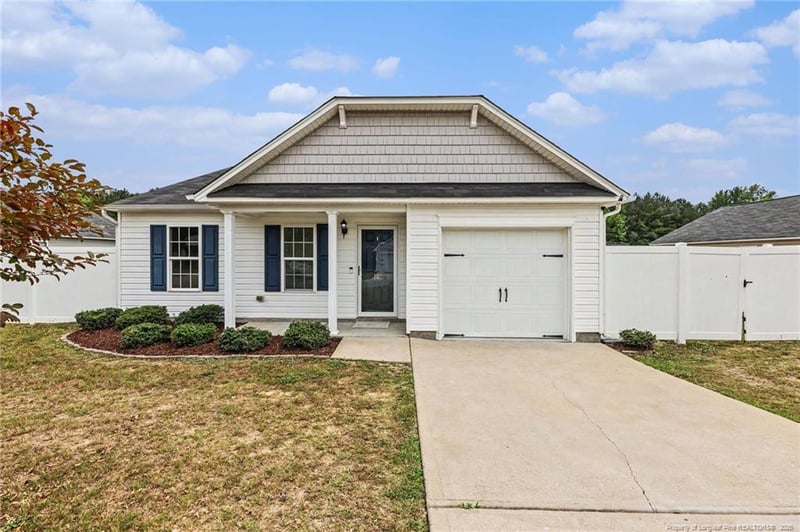 103 Sampson Ct, Selma, NC 27576