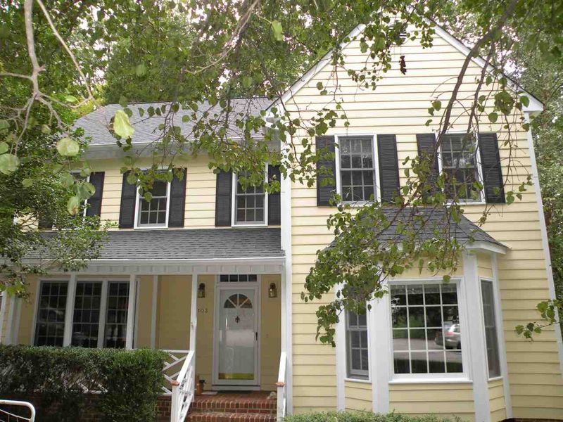 103 Seth Ct, Cary, NC 27511