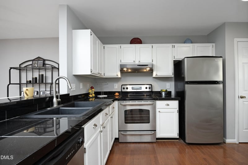 103 Sir Richard Ln, Chapel Hill, NC 27517