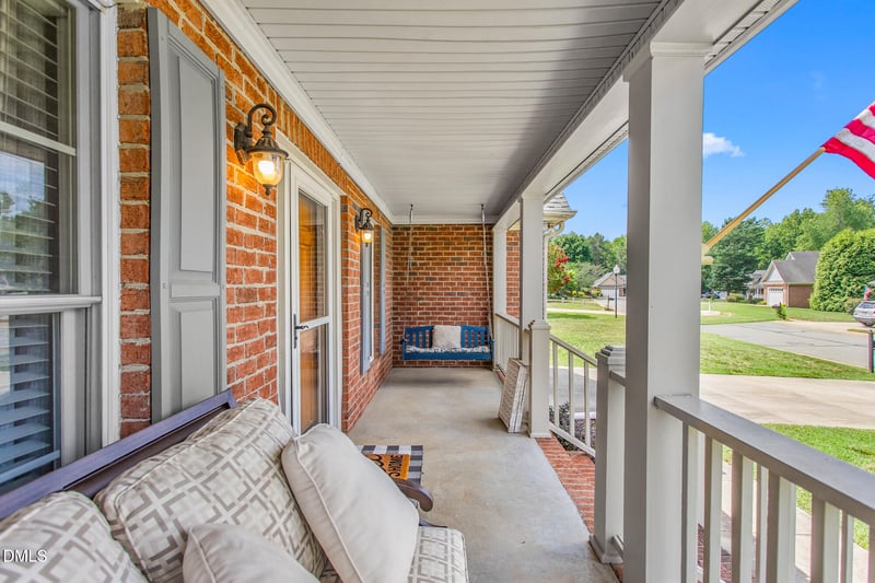 103 Somerset Ct, Mebane, NC 27302