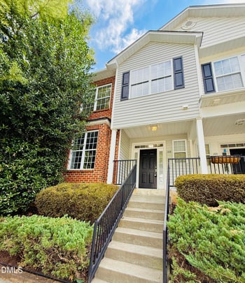 103 Star Thistle Ln, Cary, NC 27513
