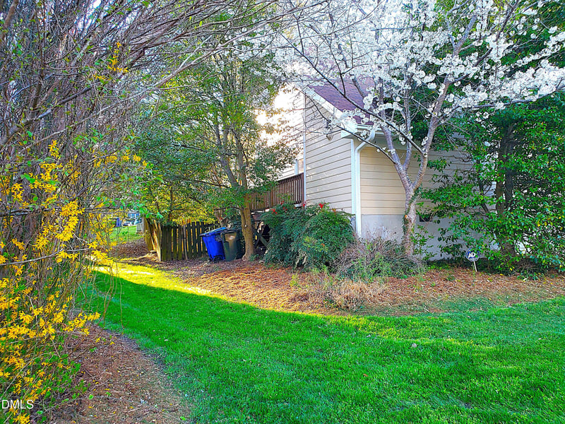 103 Stewart Ln #A, Chapel Hill, NC 27514