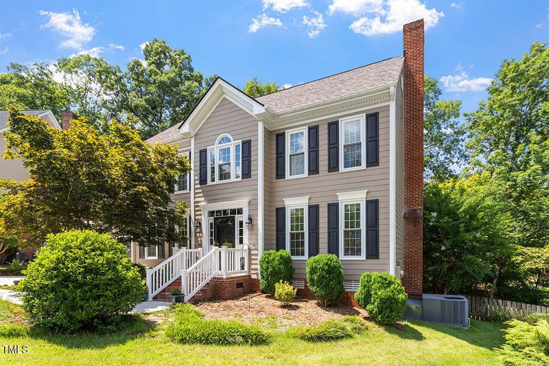 103 Thorncliff Cir, Cary, NC 27513