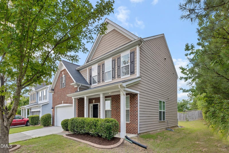103 Thorngate Rd, Durham, NC 27703