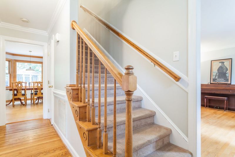 103 Tolliver Ct, Cary, NC 27511