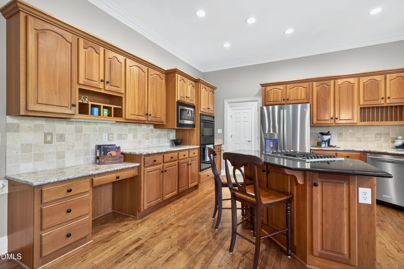 103 Trident Ct, Cary, NC 27518