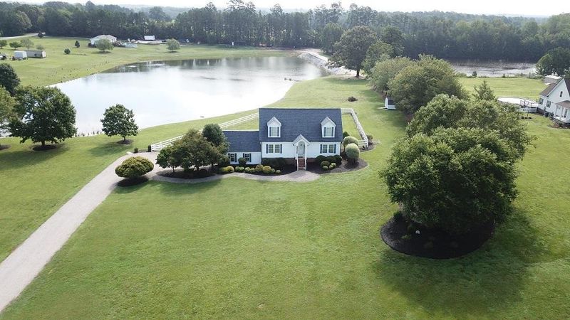 103 Triple Crown Rn, Zebulon, NC 27597