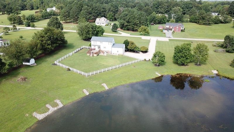 103 Triple Crown Rn, Zebulon, NC 27597