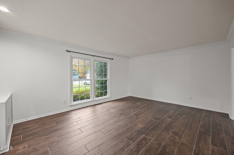 103 Uxbridge Ct, Cary, NC 27513