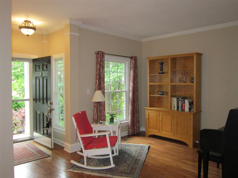 103 Warson Ct N, Cary, NC 27519