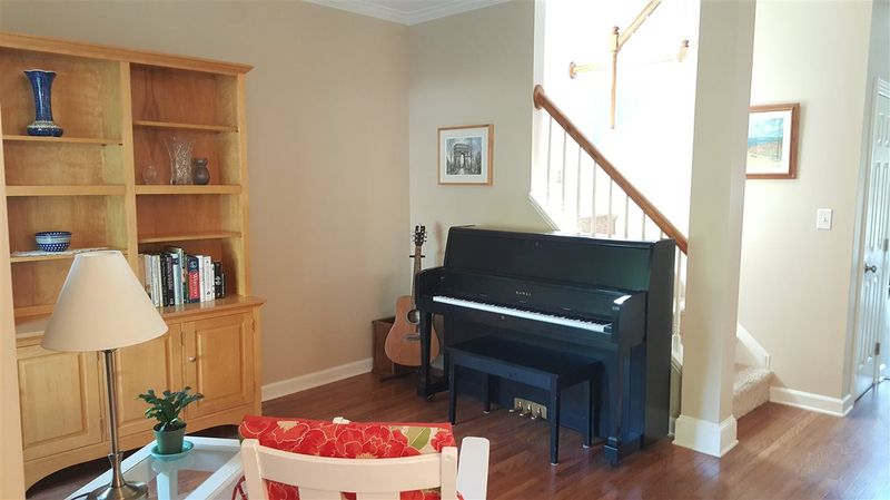 103 Warson Ct N, Cary, NC 27519