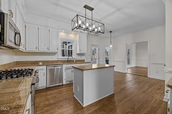 103 Whittlewood Dr, Cary, NC 27513