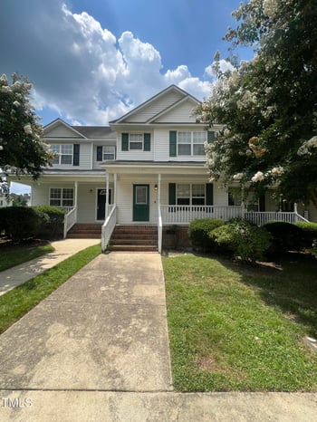 103 Wimbledon Ct, Clayton, NC 27520