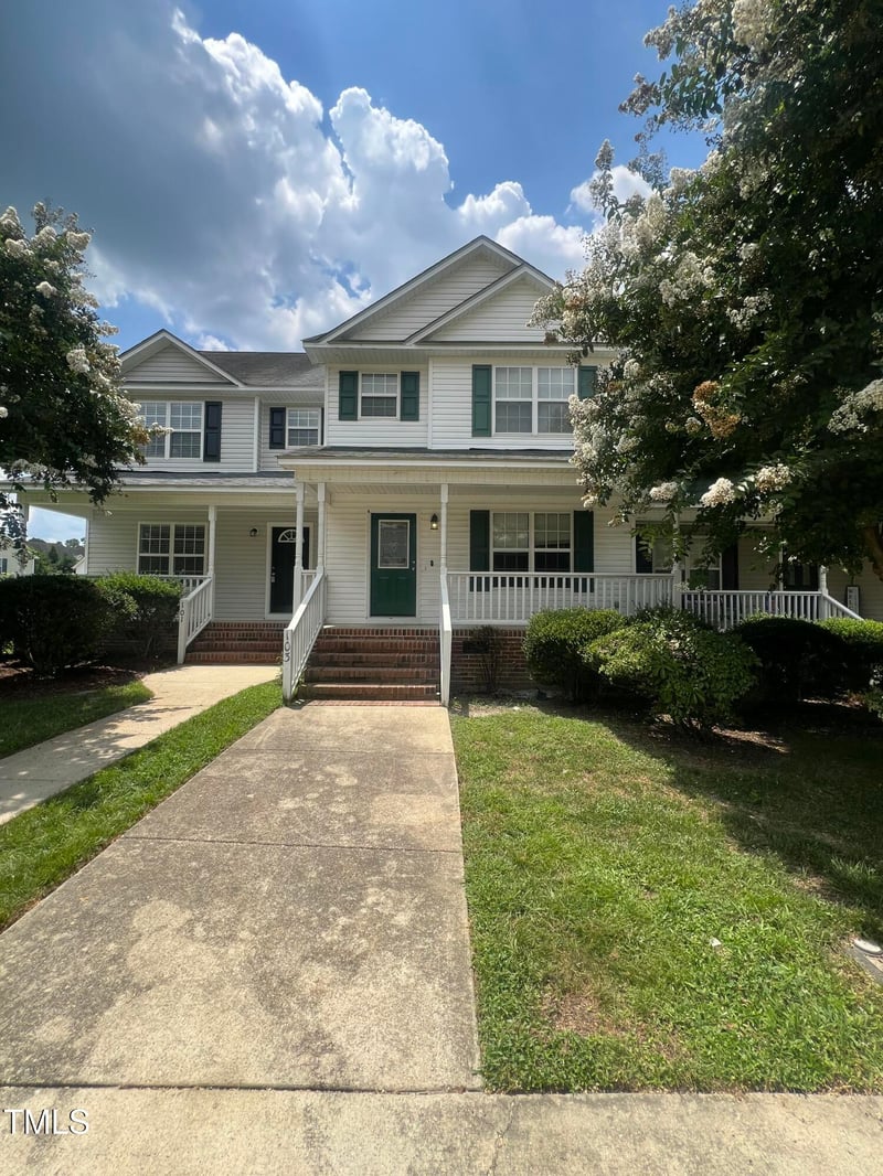 103 Wimbledon Ct, Clayton, NC 27520