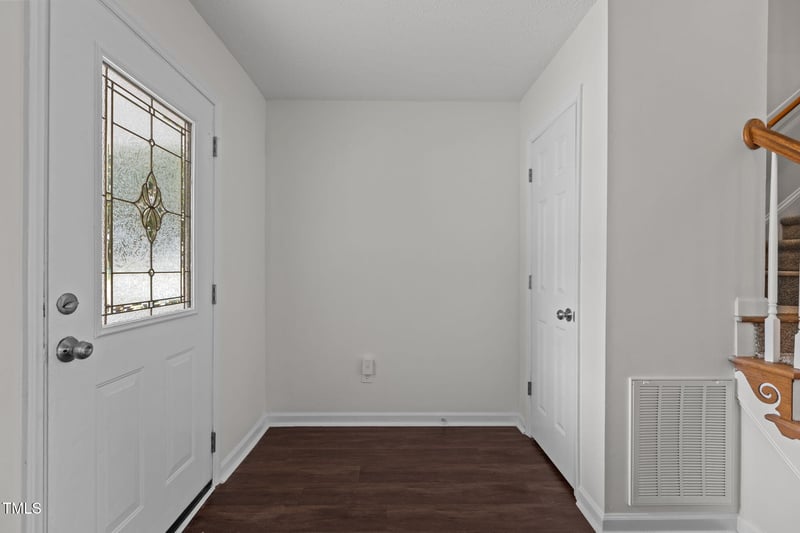 103 Wimbledon Ct, Clayton, NC 27520