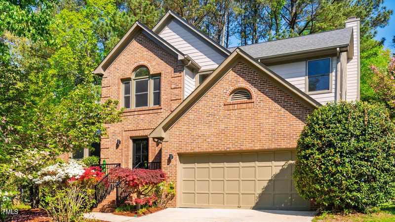 103 Windhover Dr, Chapel Hill, NC 27514