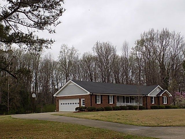103 Windmere Dr, Angier, NC 27501