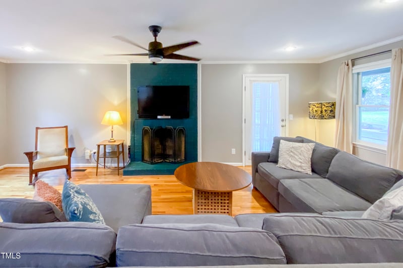 103 Wrenn Pl, Chapel Hill, NC 27516