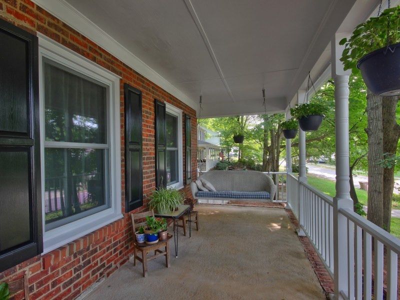103 Wyatts Pond Ln, Cary, NC 27513