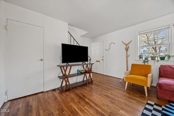 1030 Nichols Dr, Raleigh, NC 27605