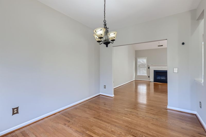 10305 Summerton Dr, Raleigh, NC 27614