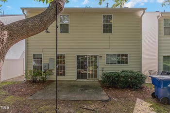 1031 Lake Moraine Pl, Raleigh, NC 27607