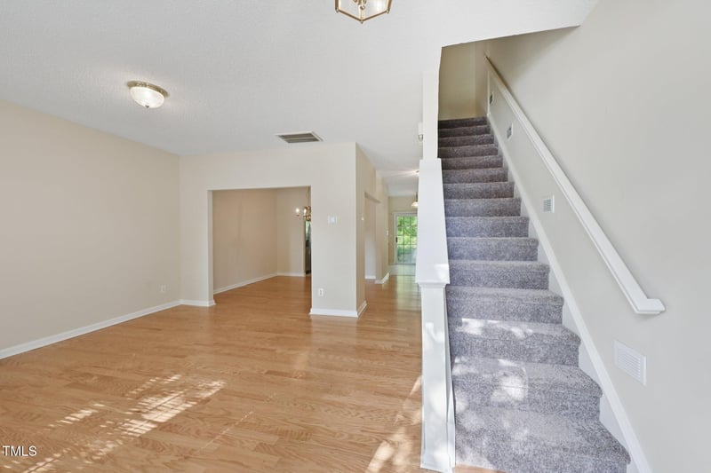 1031 Lake Moraine Pl, Raleigh, NC 27607