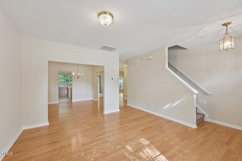 1031 Lake Moraine Pl, Raleigh, NC 27607