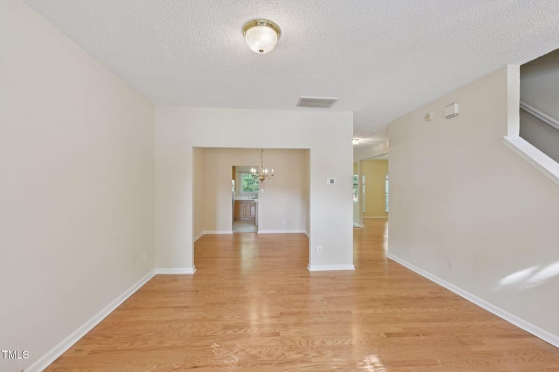 1031 Lake Moraine Pl, Raleigh, NC 27607