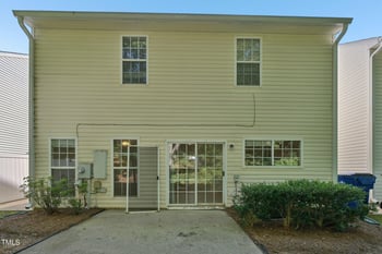 1031 Lake Moraine Pl, Raleigh, NC 27607