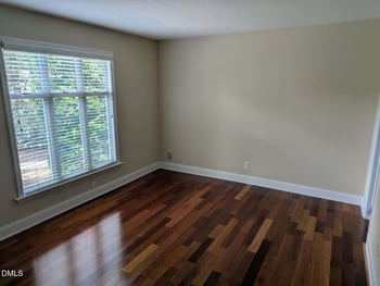 1031 Nicholwood Dr #203, Raleigh, NC 27605