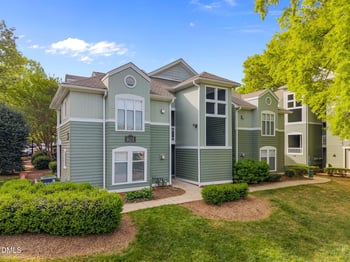 1031 Nicholwood Dr #205, Raleigh, NC 27605