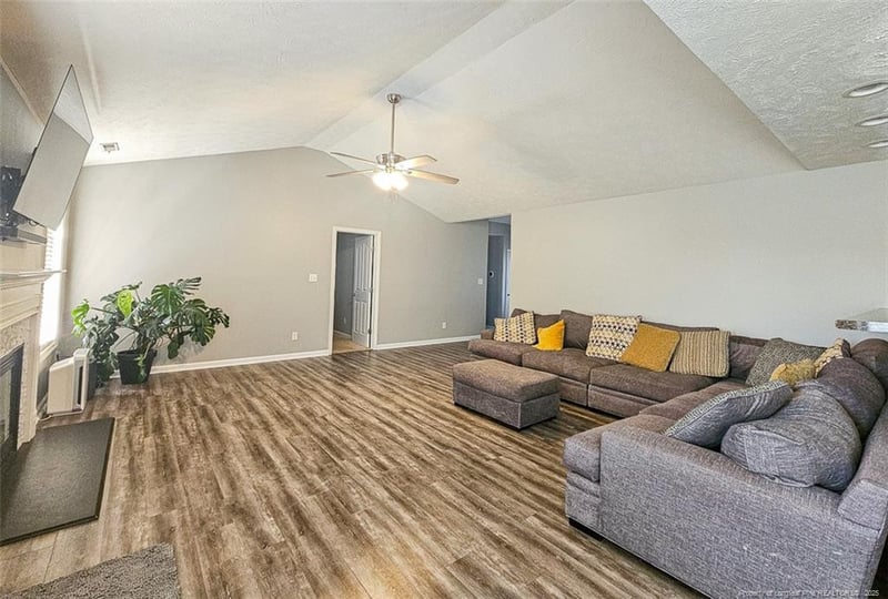 1031 Northview Dr, Sanford, NC 27332