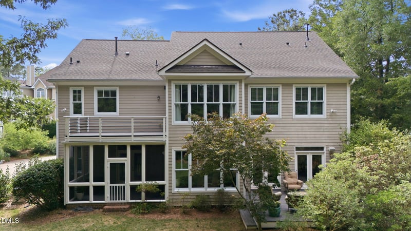 1031 Pinehurst Dr, Chapel Hill, NC 27517