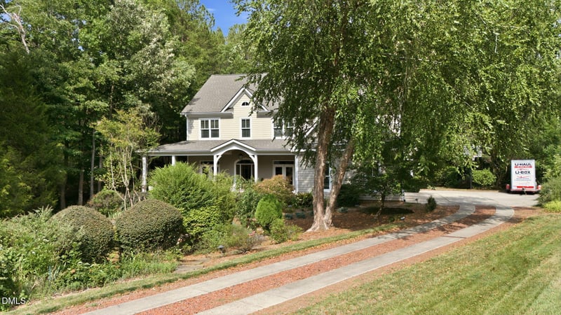 1031 Pinehurst Dr, Chapel Hill, NC 27517