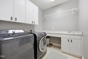 1031 Pinehurst Dr, Chapel Hill, NC 27517