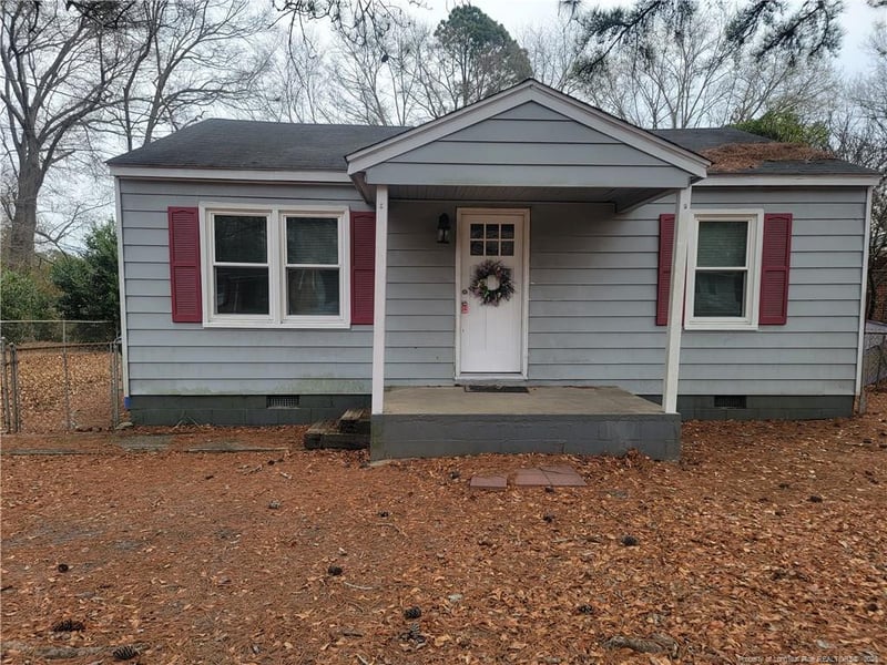 1031 Revere St, Fayetteville, NC 28304