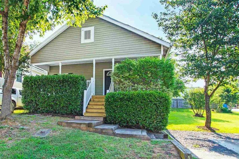 1031 Rosedale Ave, Durham, NC 27707