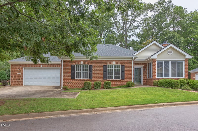 1031 Thistle Briar Pl, Cary, NC 27511