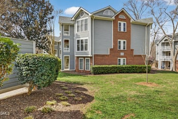 1031 Wirewood Dr #202, Raleigh, NC 27605