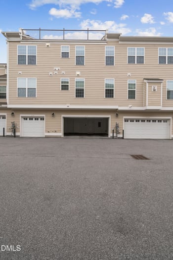 10310 Sablewood Dr #117, Raleigh, NC 27617