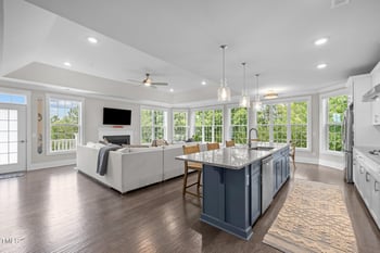 10310 Sablewood Dr, Raleigh, NC 27617