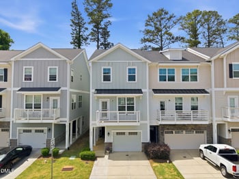 1032 Diamond Dove Ln, Apex, NC 27502