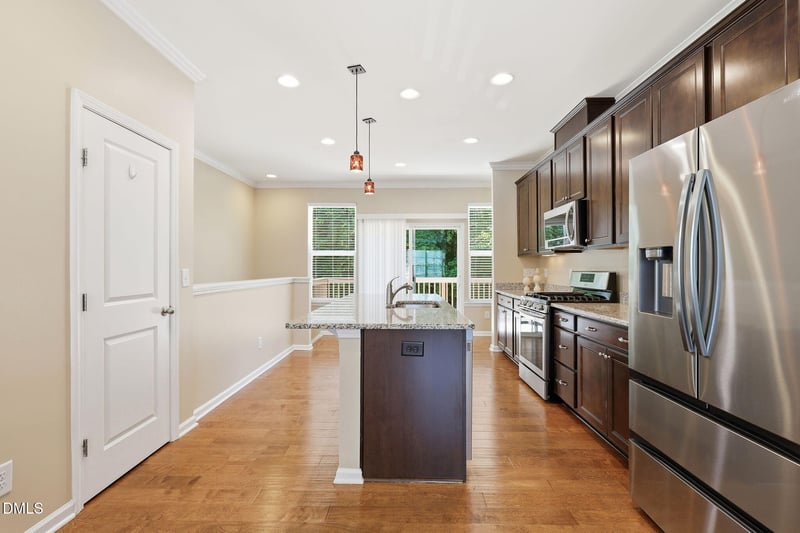 1032 Diamond Dove Ln, Apex, NC 27502