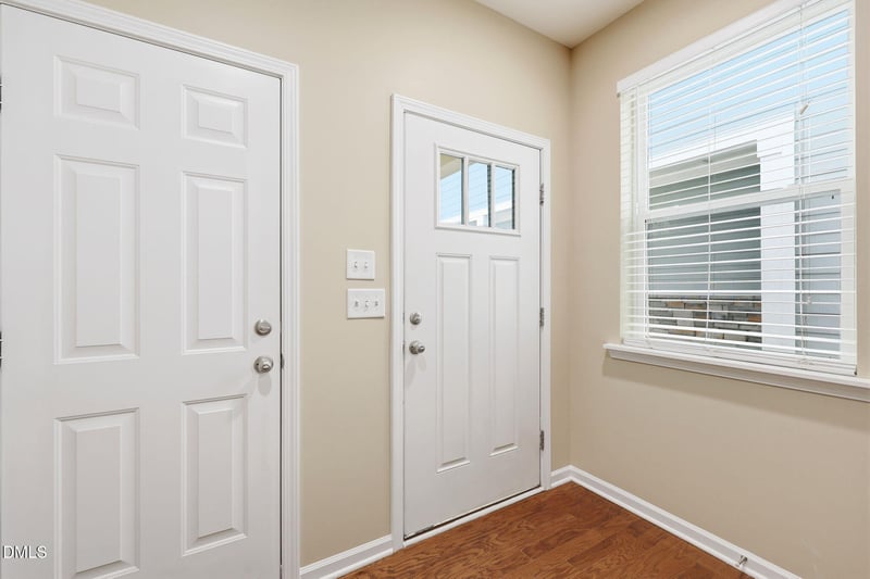 1032 Diamond Dove Ln, Apex, NC 27502