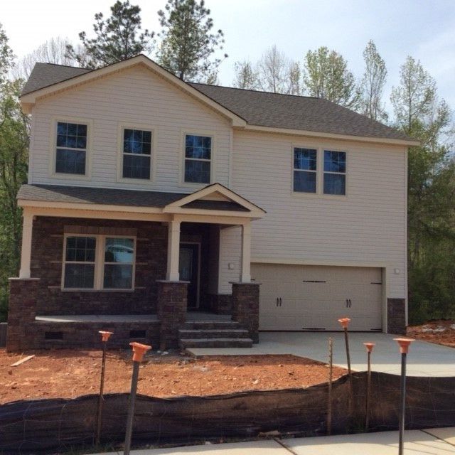 1032 Longleaf Pine Pl, Mebane, NC 27302