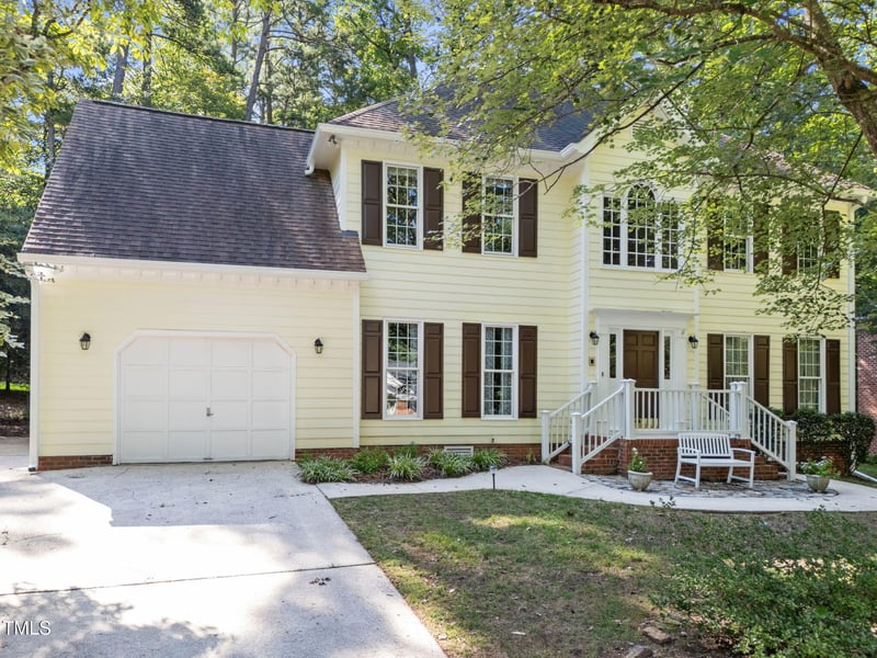 1032 Vestavia Woods Dr, Raleigh, NC 27615