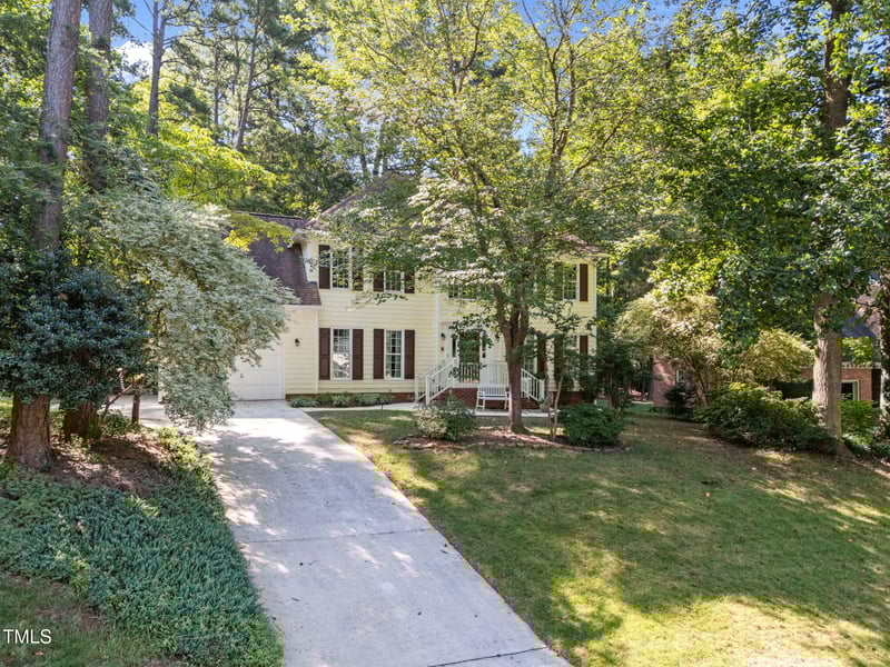 1032 Vestavia Woods Dr, Raleigh, NC 27615