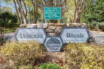 1032 Vestavia Woods Dr, Raleigh, NC 27615
